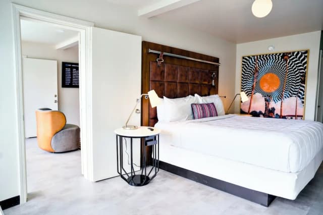 ハイツ ハウス  ホテル、アセンド  ホテル コレクション-スタンダード ルーム キングベッド 1 台 禁煙 コートヤードビュー-2