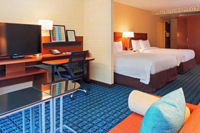 페어필드 인 & 스위트 시카고 다운타운/리버 노스-룸, 퀸사이즈침대 2개 (Hearing Accessible)-6