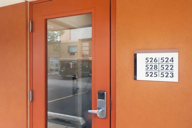 芝加哥湖濱酒店-標準客房, 1 張特大雙人床-3