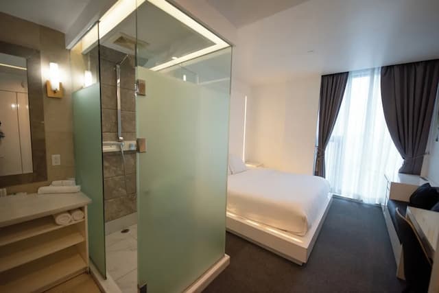 The One Boutique Hotel-Standard Room, 1 King Bed-12