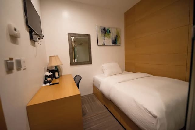 The One Boutique Hotel-Compact Room-11