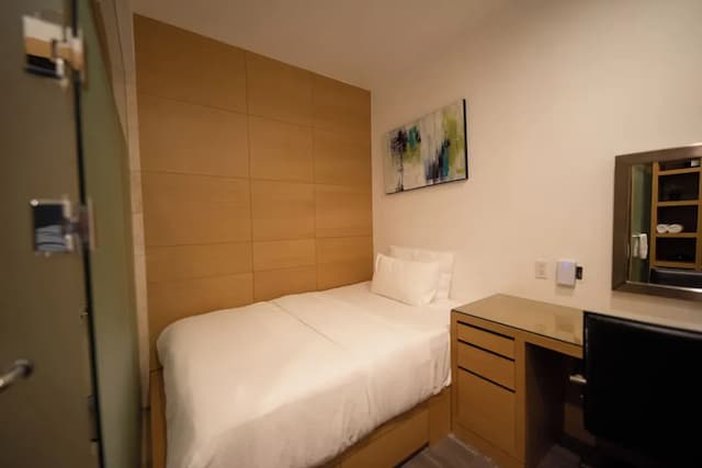 The One Boutique Hotel-Compact Room-4