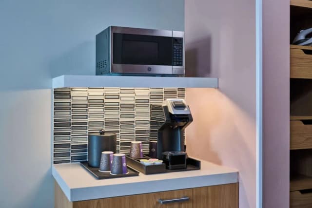 安克雷奇希爾頓花園飯店-標準客房 二加大床客房 山景客房-4