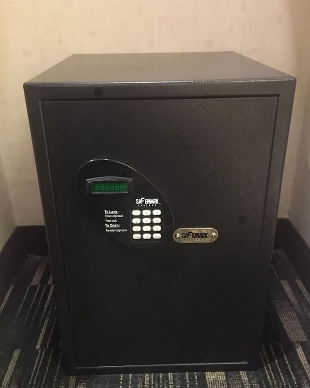 西荷里活溫德姆華美達廣場套房酒店-套房, 1 張特大雙人床, 非吸煙房 (Spiral Loft)-4