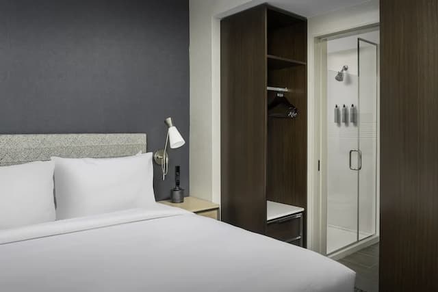 レジデンス イン バイ マリオット ニューヨーク クイーンズ-スタジオ キングベッド 1 台ソファーベッド付き-2