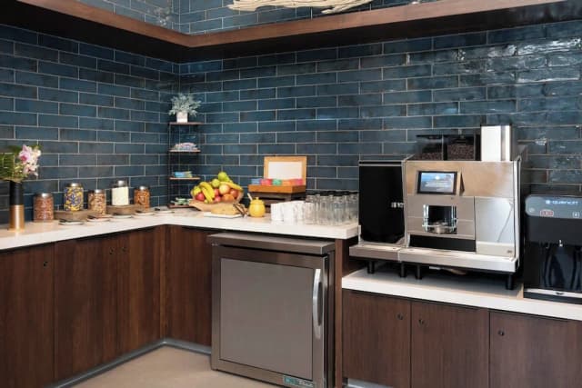 Seattle Marriott Redmond-Club Room, 2 Double Beds-10