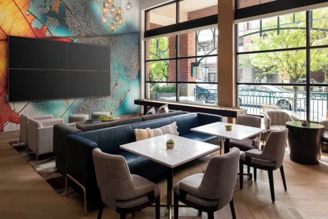 Seattle Marriott Redmond-Club Room, 2 Double Beds-12