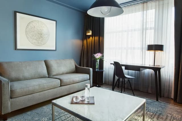 The Tillary Hotel-Executive Suite-2