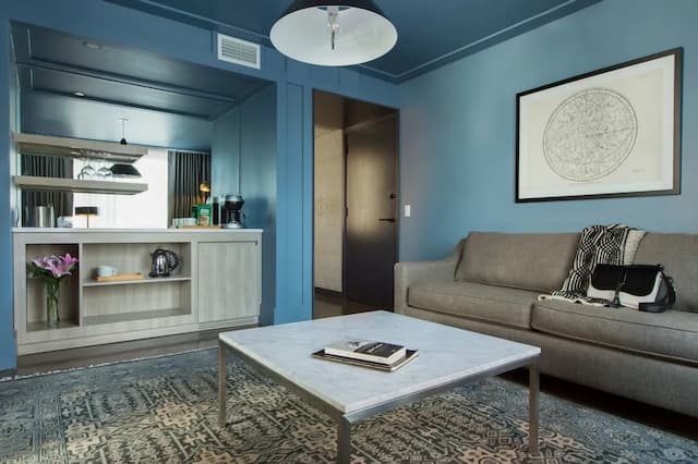 The Tillary Hotel-Executive Suite-1