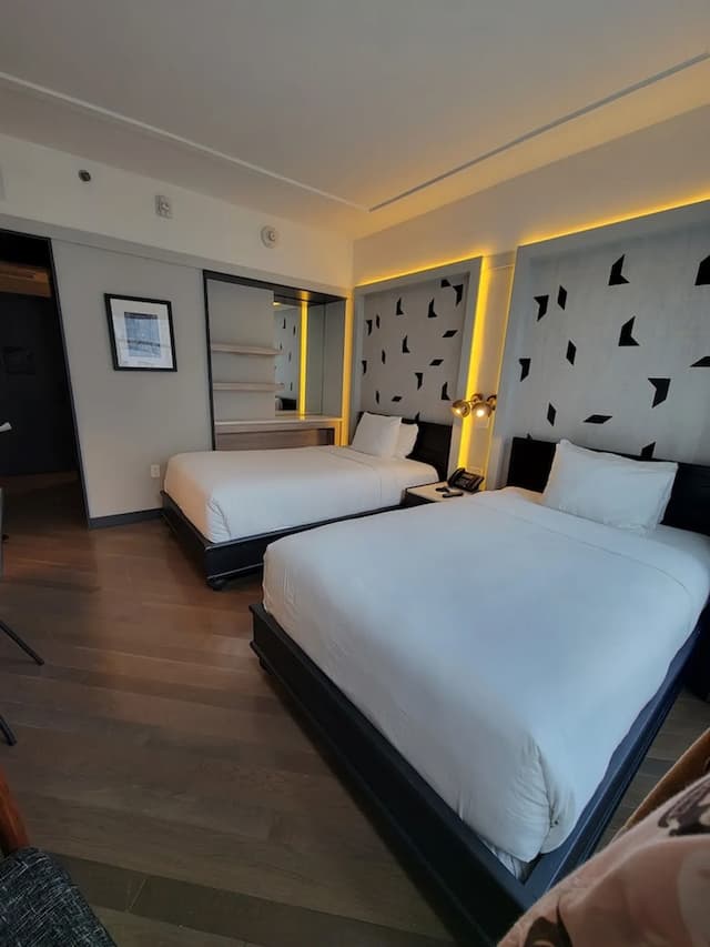 더 틸러리  호텔-클래식룸, 더블침대 2개-1