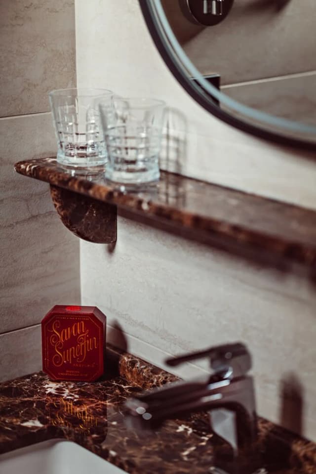 1.75 パリ ラ トレーヴ-スイート エンスイート-4