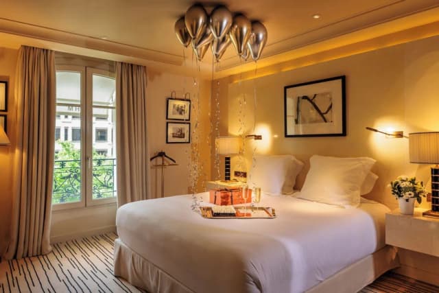 Hôtel Montaigne-Suite, 1 King Bed, Terrace, City View-9
