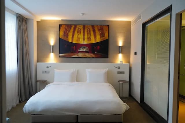 鉑爾曼巴黎埃菲爾鐵塔飯店-普通套房, 1 張特大雙人床和 1 張沙發床-2