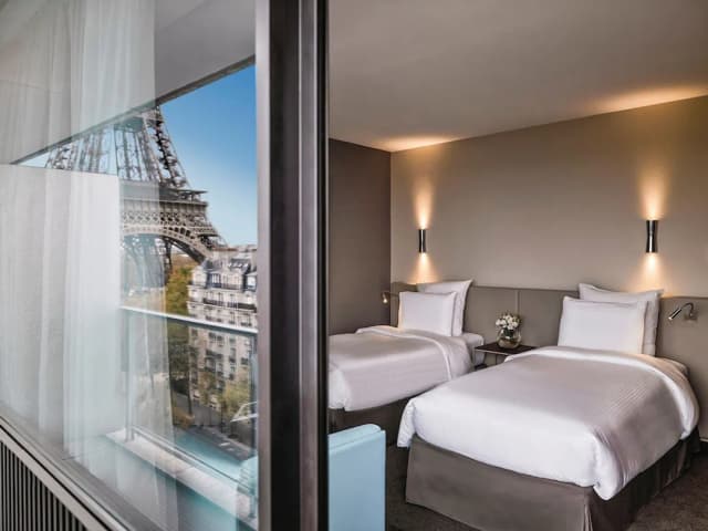 풀먼 파리 타워 에펠-디럭스룸, 싱글침대 2개, 발코니, 타워 (Highfloor,1sofabed, Eiffel Tower View)-1