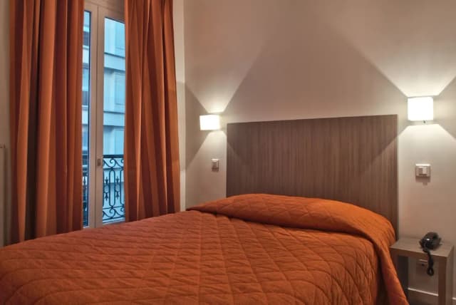 Louisa Hotel-双人房-2