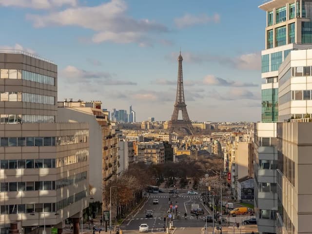 Mercure Paris Gare Montparnasse TGV-Superior Room, 1 Double Bed, Tower (Eiffel Tower view)-23