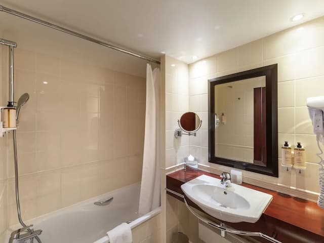 Mercure Paris Gare Montparnasse TGV-Superior Room, Multiple Beds-10