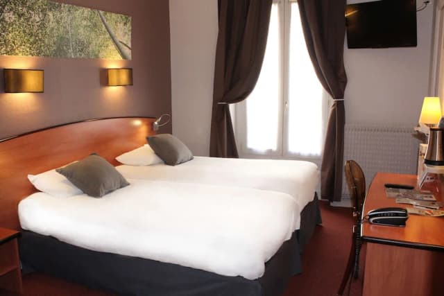 巴黎 13 區義大利戈布林凱里亞德飯店-標準客房, 2 張單人床-1