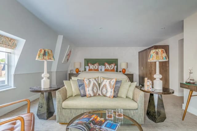 ハーバー  ホテル リッチモンド-デラックス ダブルルーム (with Sofa Bed)-3