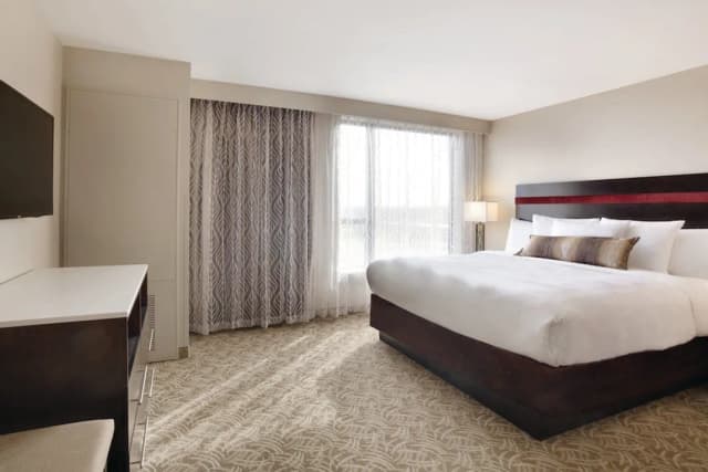 ホリデイ イン シカゴ - シャウムバーグ by IHG-スイート キングベッド 1 台-2