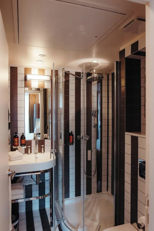 布魯梅艾菲爾飯店-經典雙人房-6