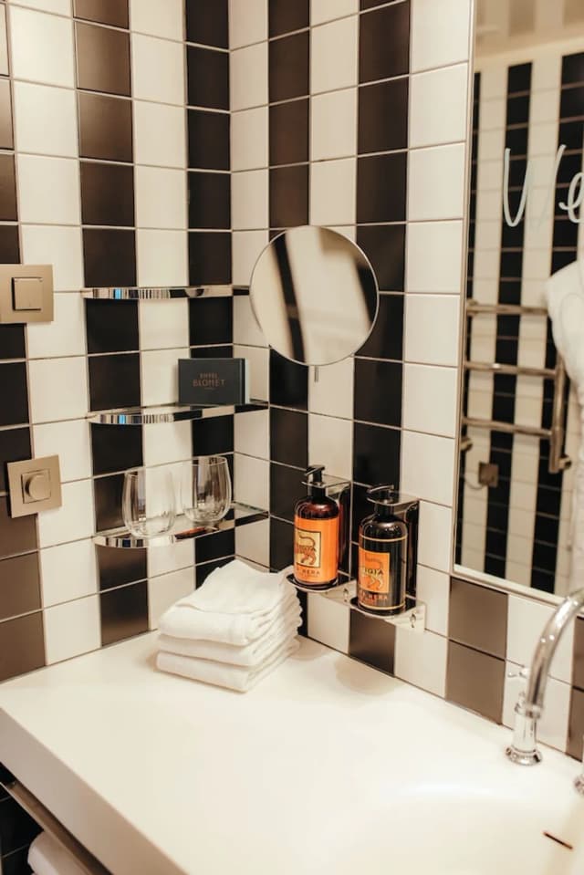 布魯梅艾菲爾飯店-高級雙人房-6