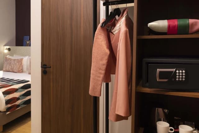 拉丁區馬隆巴黎藝術飯店-Communicating Double Room-4