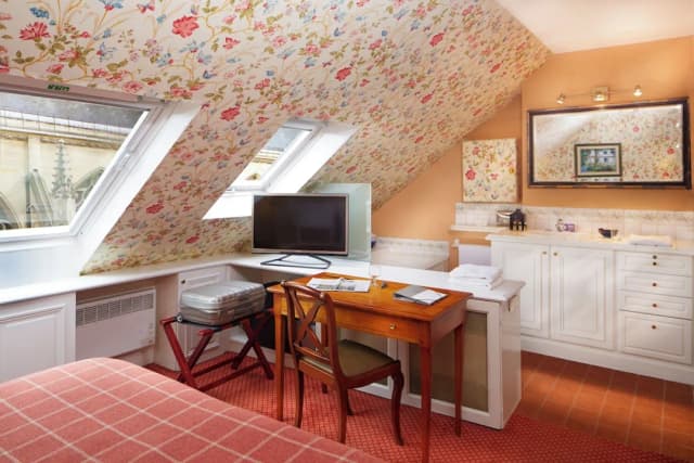 盧浮宮里拉思飯店-標準客房-6