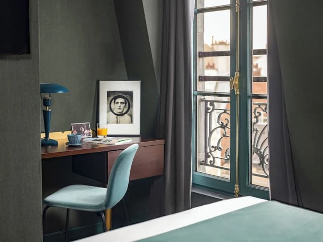 Bob Hotel-Superior Double Room (Eve)-8