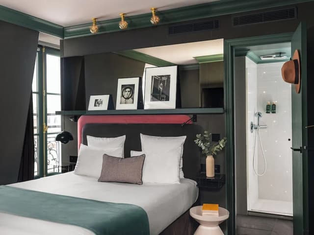 Bob Hotel-Superior Double Room (Eve)-7