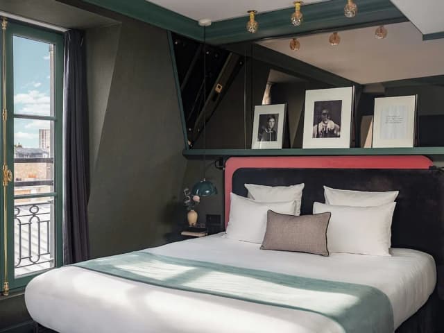 Bob Hotel-Deluxe Double Room (Bob)-5