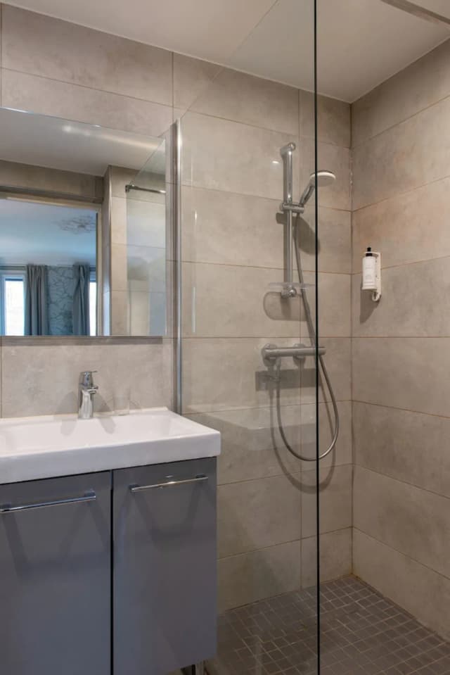 阿瓦馬普羅尼飯店-豪華三人房-4