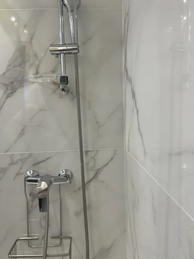 德爾比埃菲爾酒店-經典雙床房-12