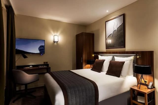 Mayflower Opéra-Standard Room-1