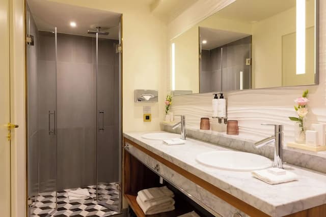 Mayflower Opéra-Junior Suite-6