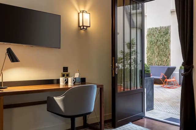 Mayflower Opéra-Junior Suite-1