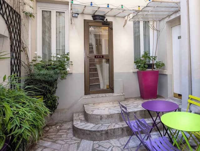 瑪黑德洛奈酒店-高級雙床房-5