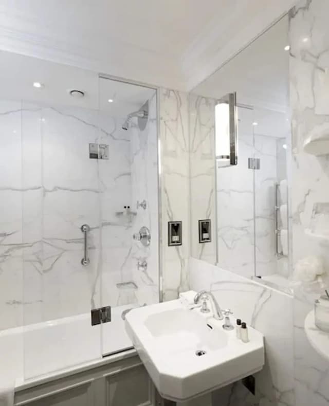 The Athenaeum Hotel & Residences-高级双人房-5