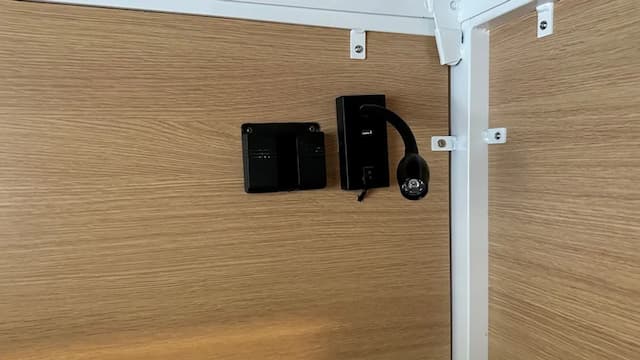 Smart Camden Inn Hostel-Private 6 Bed Dorm (Ensuite)-5