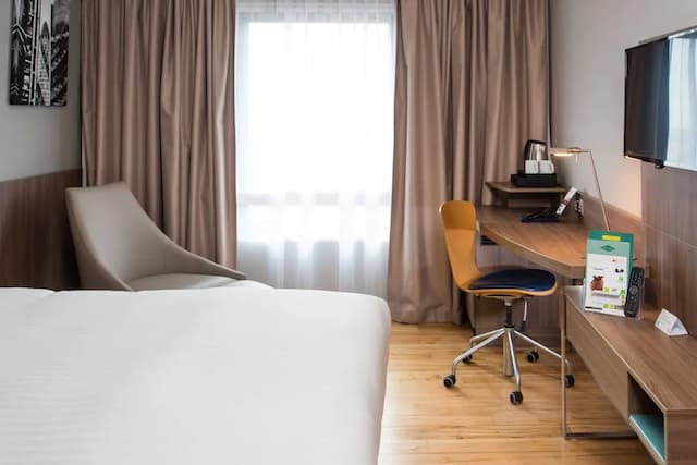 ホリデイ イン ロンドン - ウエスト by IHG-スタンダード ルーム ダブルベッド 1 台-1