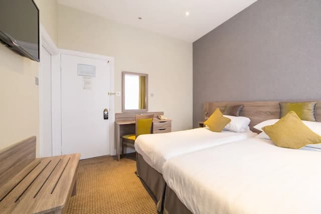 鳳凰酒店-行政雙床房-1