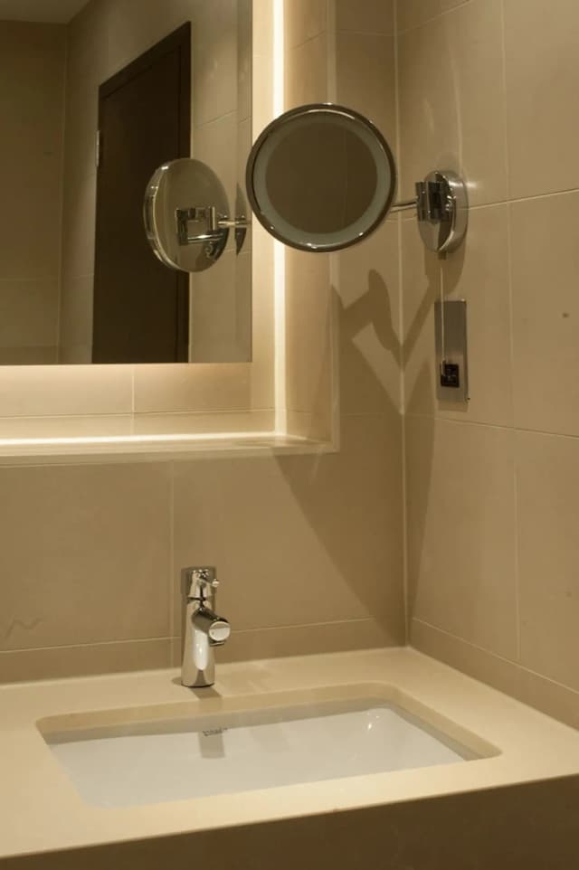 세인트 조지 호텔 웸블리-싱글룸 (Budget)-8