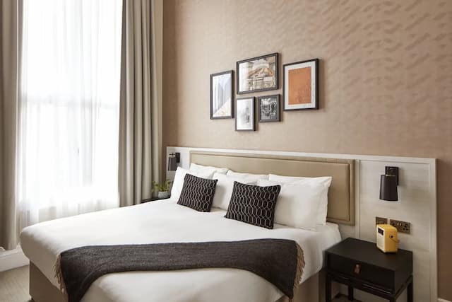 The Clermont London, Victoria-Suite-4