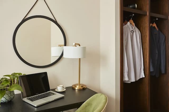 The Clermont London, Victoria-Classic Single Room-3