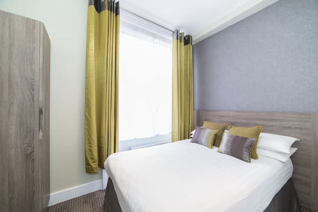 鳳凰酒店-尊尚單人房 (Small)-2