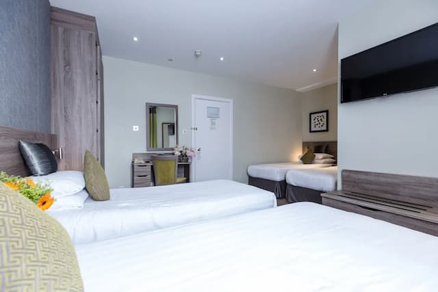 鳳凰酒店-標準四人房, 1 間臥室-3