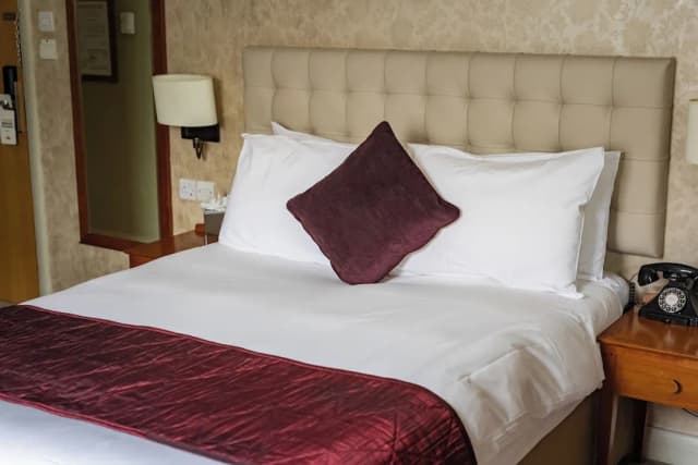 レッド ライオン ホテル ヒリンドン-ダブルルーム-11