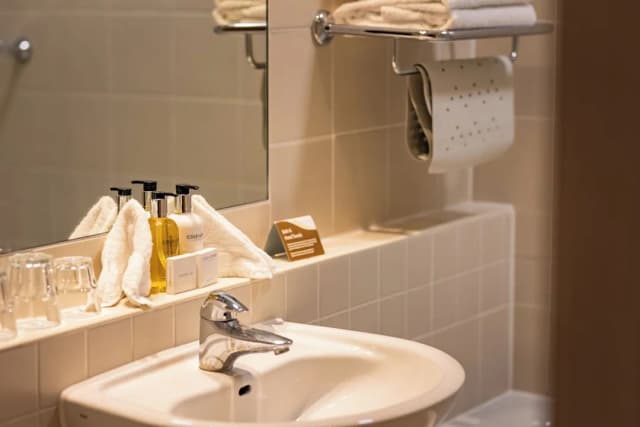 レッド ライオン ホテル ヒリンドン-デラックス ダブルまたはツインルーム 1 ベッドルーム-20