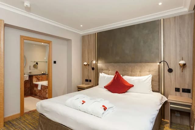 倫敦法院酒店-標準雙人房-2