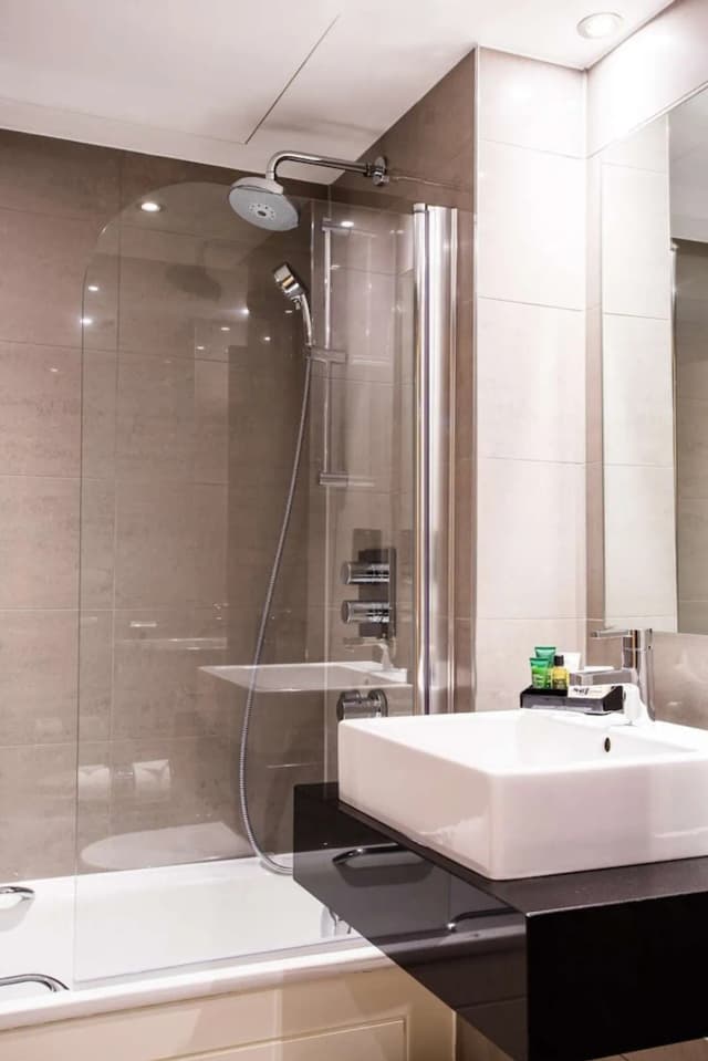 コートハウス ホテル-スタンダード ルーム シングルベッド 2 台-5